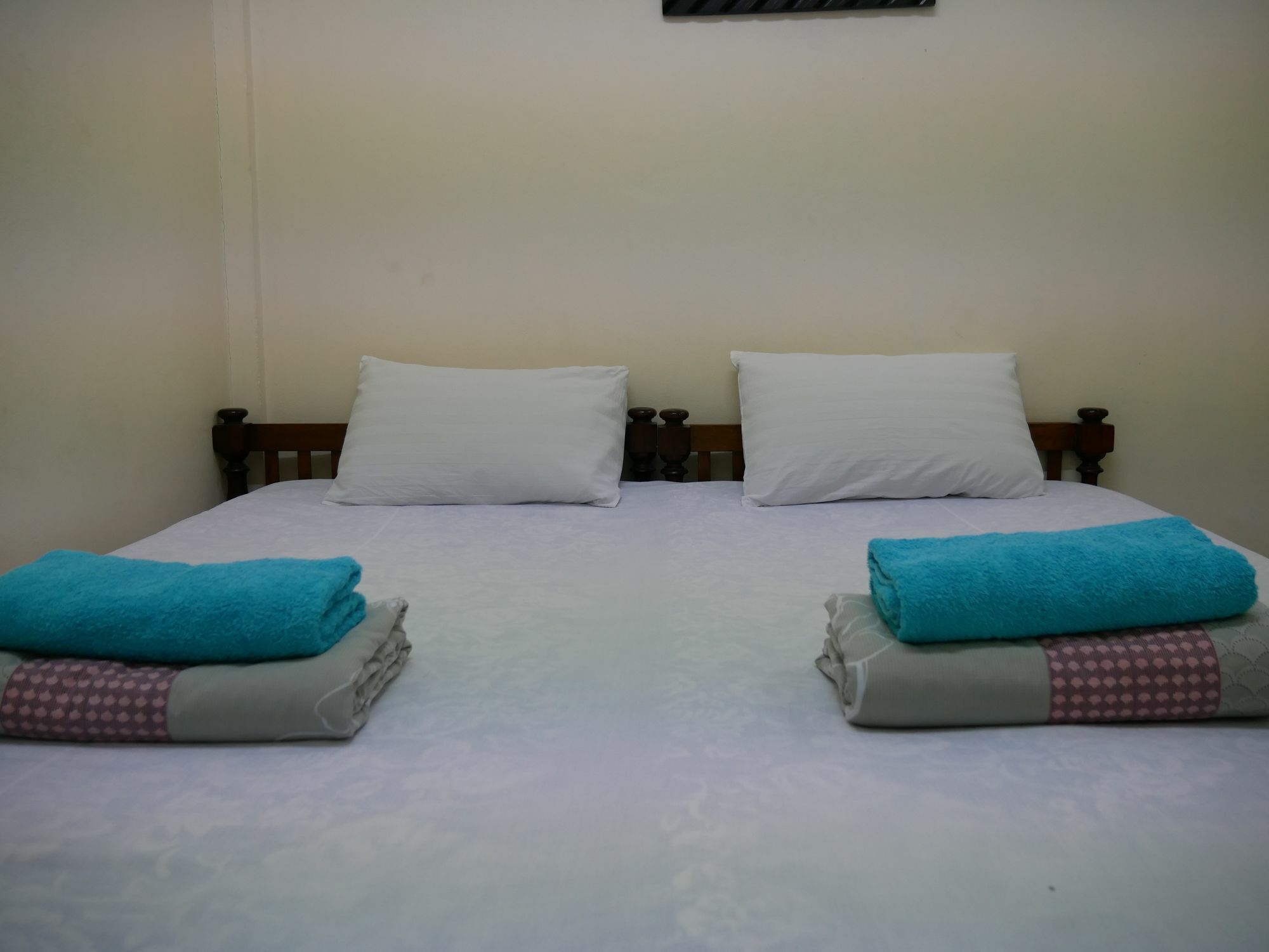 Vitoonguesthouse2Fanrooms & Aircondition 수코타이 외부 사진