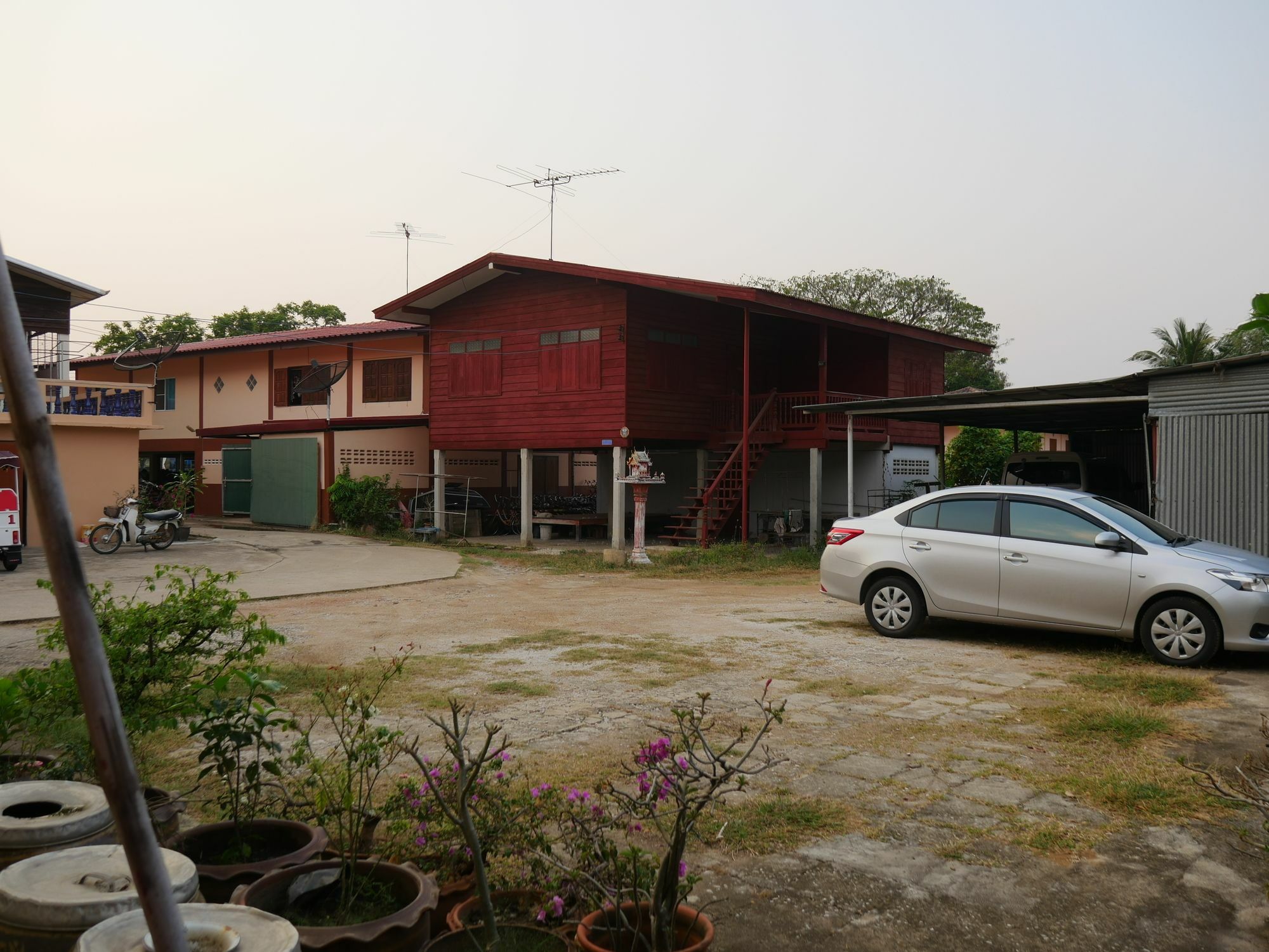 Vitoonguesthouse2Fanrooms & Aircondition 수코타이 외부 사진