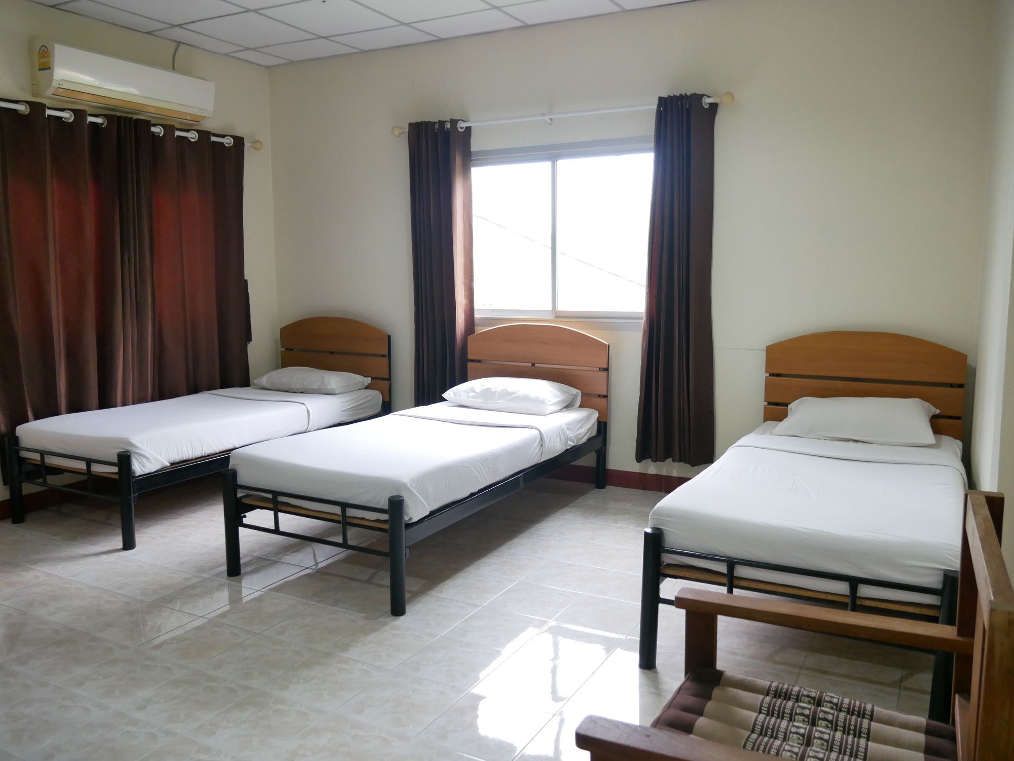 Vitoonguesthouse2Fanrooms & Aircondition 수코타이 외부 사진